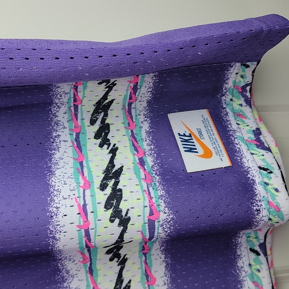 NEW Nike Stories Dri-fit Jersey! - Picture 10 of 10